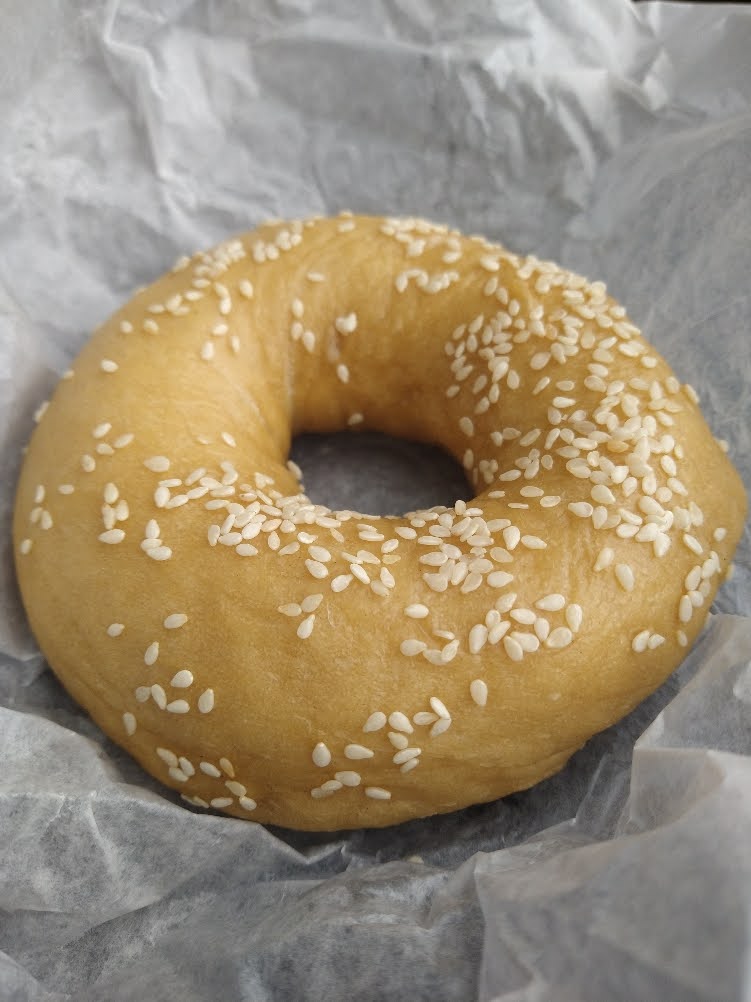 sesame bagel